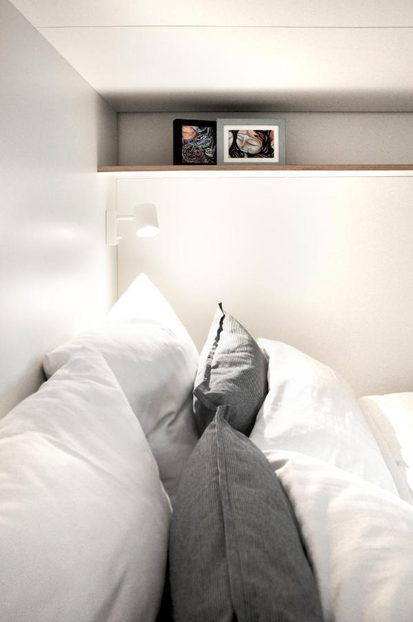 Stylish New Cube Loft Ii By Berlin-wall-apartments Apartament